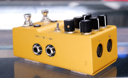 ギター Walrus Audio MAKO series ACS1 Review: Walrus Audio Mako Series ACS1